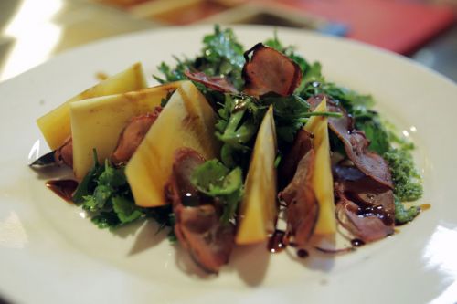 Салат с вяленой грудкой