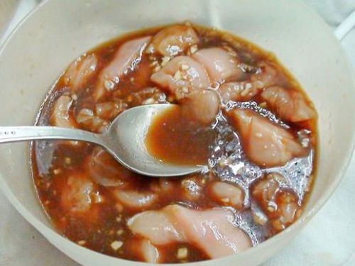 Маринад для шашлыка с яблочным соусом и вином